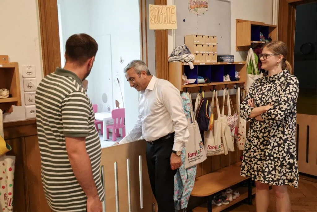 Visit by Government Councillor Attici