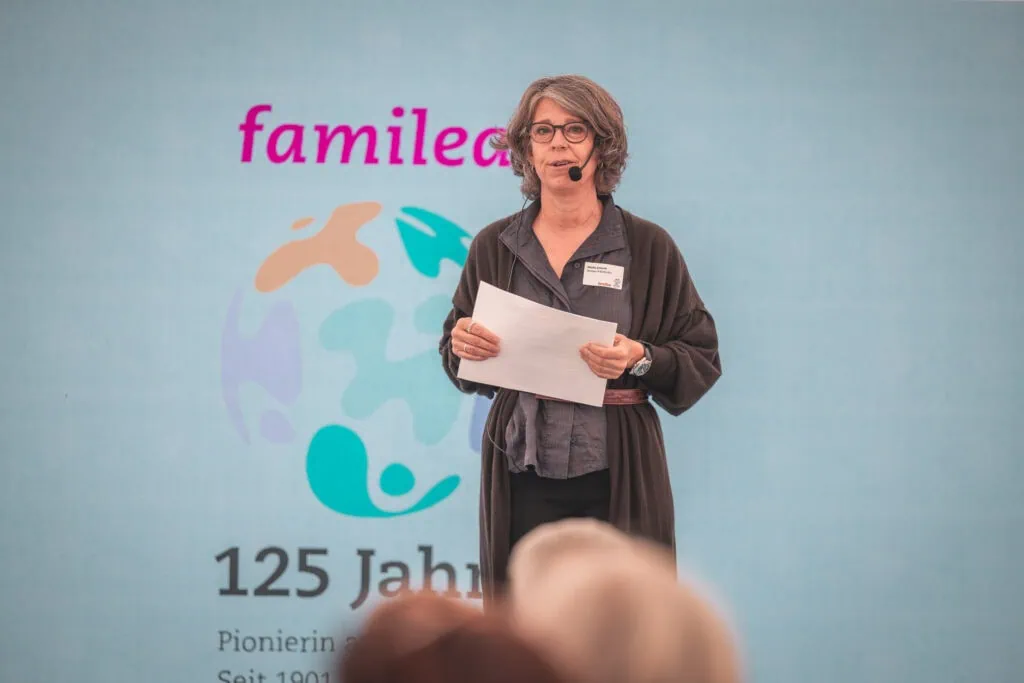 r5027251 familea 125jahrejubiläum smallres